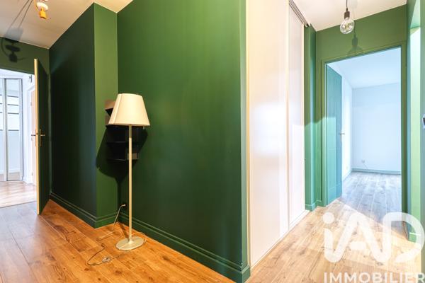 Location appartement 3 pièces 80 m² Courbevoie