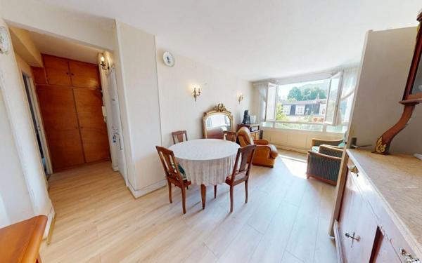 Appartement à vendre    4 pièces • 62,84 m2 Asnières-sur-Seine