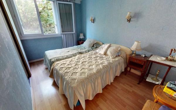 Appartement à vendre    4 pièces • 62,84 m2 Asnières-sur-Seine