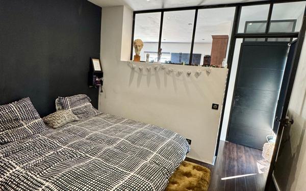 Maison à vendre    7 pièces • 210 m2 Vence