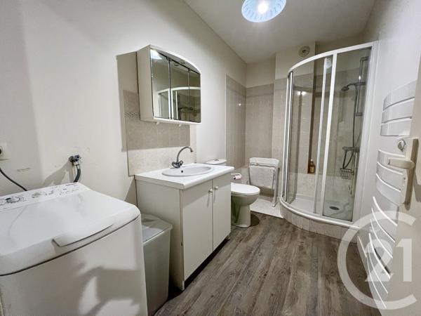 Appartement F3 à vendre  3 pièces - 60,77 m2 CAMBO LES BAINS - 64