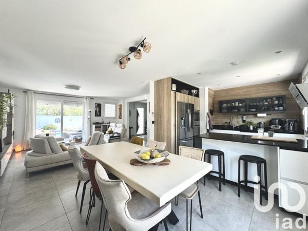 Maison à vendre 4 pièces 110 m² Gignac-la-Nerthe