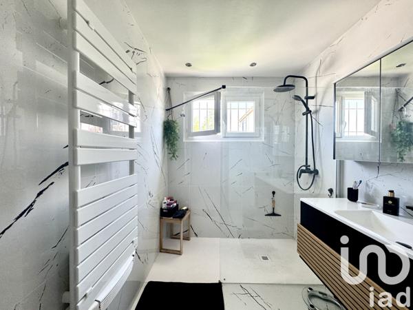 Maison à vendre 4 pièces 110 m² Gignac-la-Nerthe