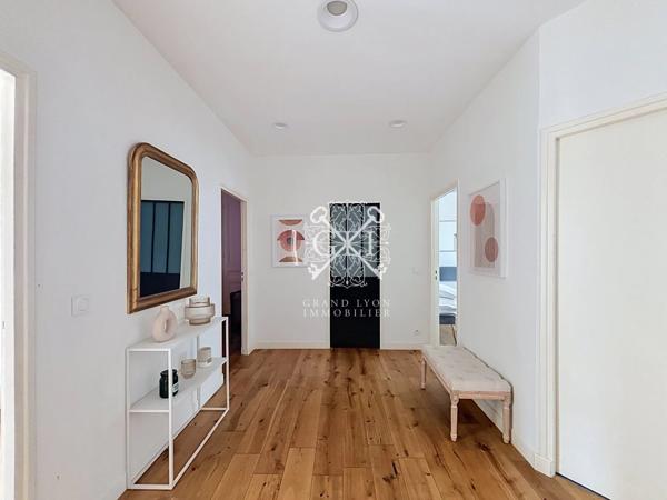 DUPLEX DE CHARME AU COEUR DE LYON