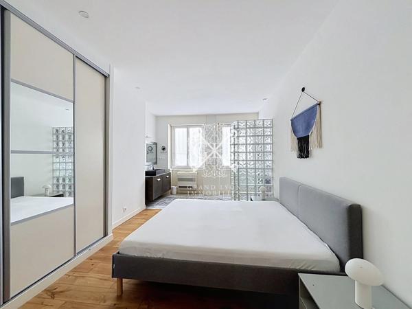 DUPLEX DE CHARME AU COEUR DE LYON