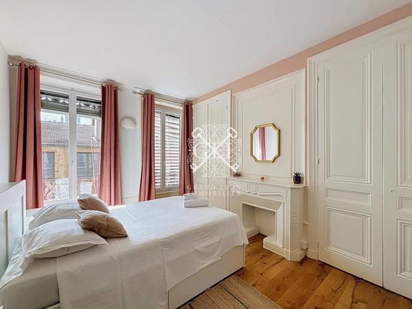 DUPLEX DE CHARME AU COEUR DE LYON