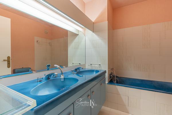 Appartement
         4 pièces
        - 140 m² Exclusivité 389 500 € *