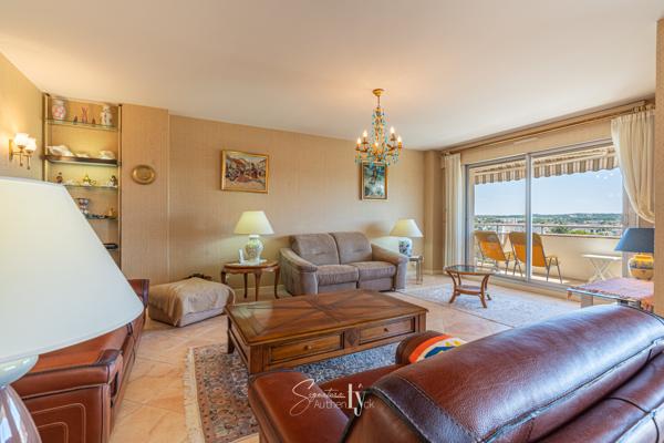 Appartement
         4 pièces
        - 140 m² Exclusivité 389 500 € *