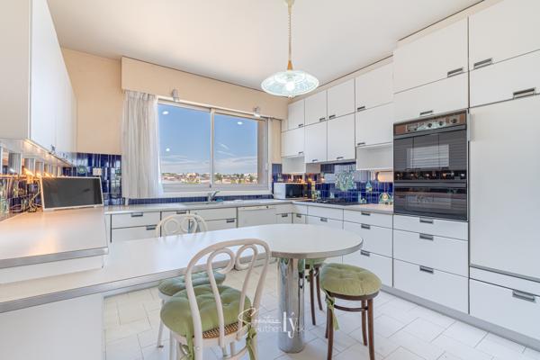 Appartement
         4 pièces
        - 140 m² Exclusivité 389 500 € *