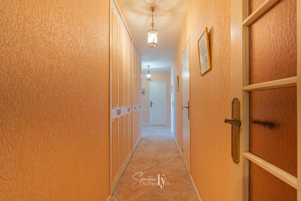 Appartement
         4 pièces
        - 140 m² Exclusivité 389 500 € *