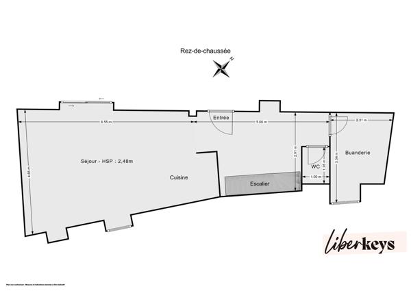 Cailloux-sur-Fontaines : maison de village en duplex, 2 chambres, terrasse, 2 places de stationnement