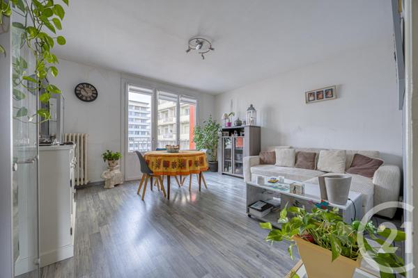 Appartement T4 à vendre  4 pièces - 81,37 m2 CHAMBERY - 73