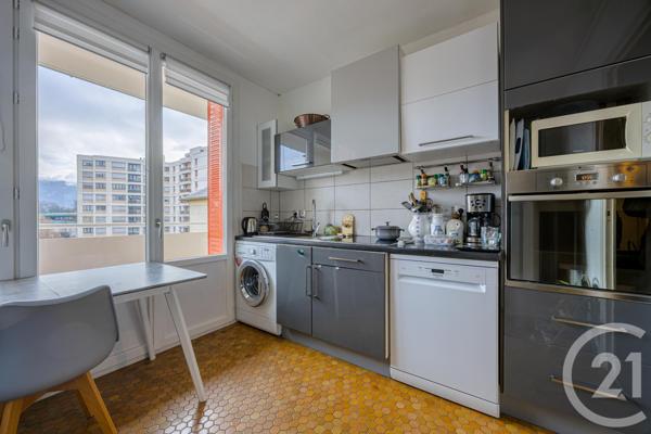 Appartement T4 à vendre  4 pièces - 81,37 m2 CHAMBERY - 73