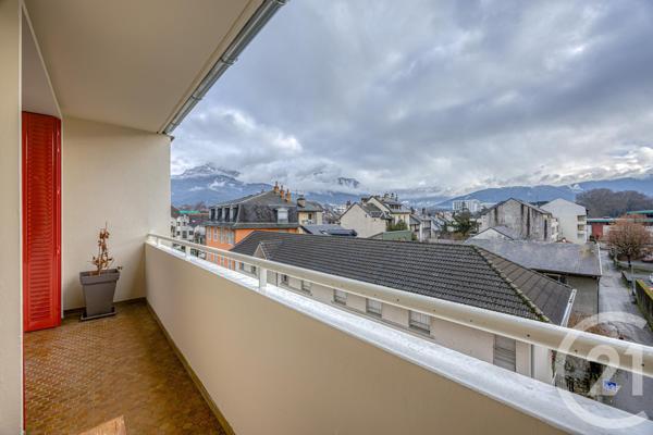 Appartement T4 à vendre  4 pièces - 81,37 m2 CHAMBERY - 73