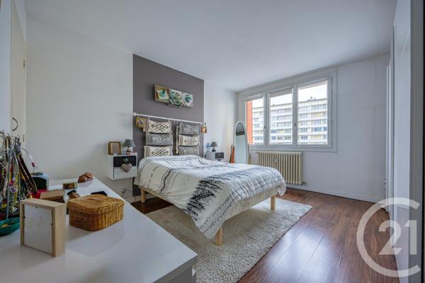Appartement T4 à vendre  4 pièces - 81,37 m2 CHAMBERY - 73