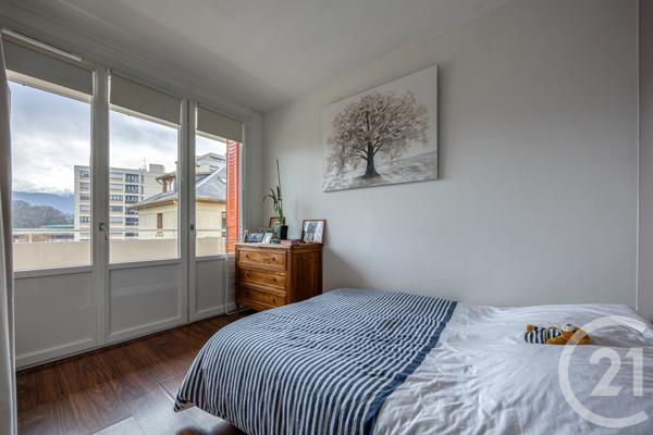 Appartement T4 à vendre  4 pièces - 81,37 m2 CHAMBERY - 73