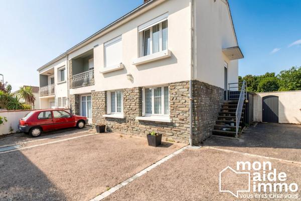 Maison familiale et son grand jardin