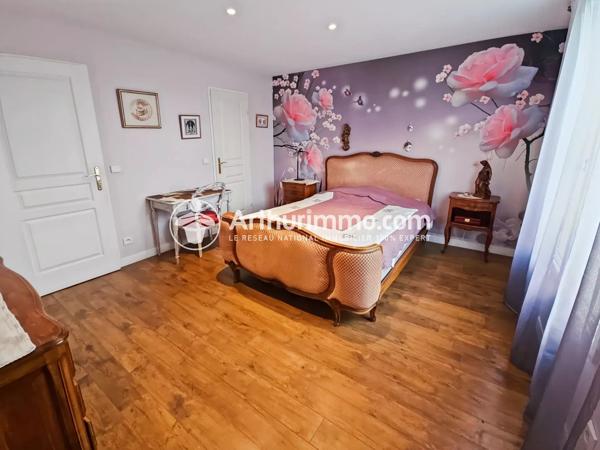 Vente Maison 7 pièces 156 m2 à Saint-Pierre-du-Perray