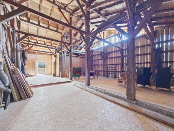 Haute Savoie (74), à vendre SAMOENS - Domaine skiable du Grand Massif - Ferme Savoyarde P4