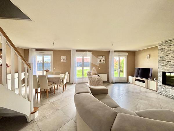 Maison PLAIN PIED Ballancourt  6 pièces 4 chambres 155 m2