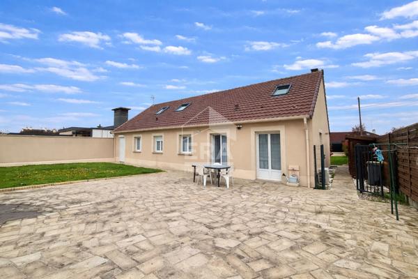Maison PLAIN PIED Ballancourt  6 pièces 4 chambres 155 m2