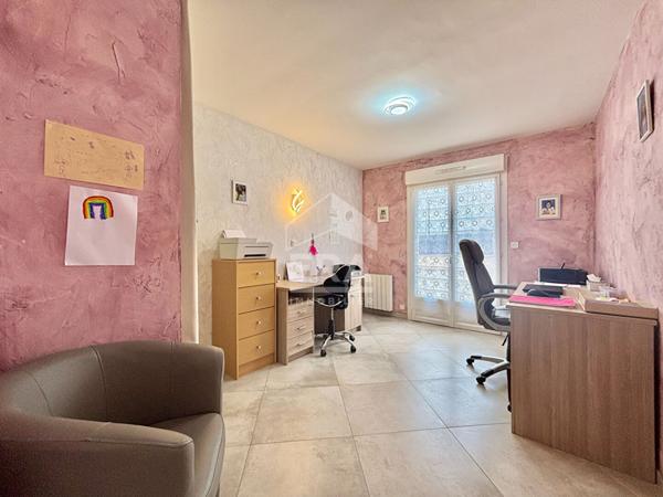 Maison PLAIN PIED Ballancourt  6 pièces 4 chambres 155 m2