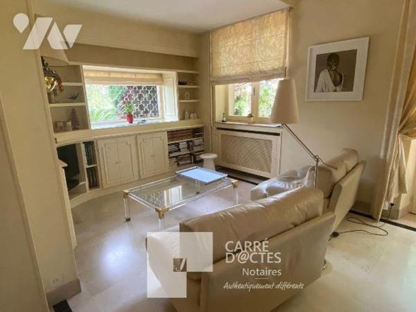 Les Notaires Associés CARRE D'@CTES VAUNAGE vous proposent un bien Rare à la vente sur la commu...