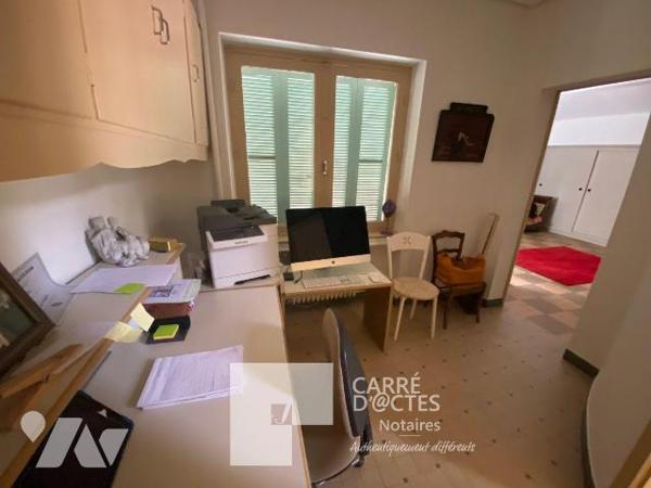 Les Notaires Associés CARRE D'@CTES VAUNAGE vous proposent un bien Rare à la vente sur la commu...