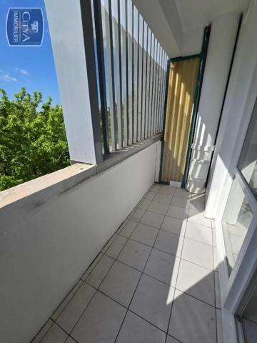 Appartement à louer 4 pièces 67.5m²