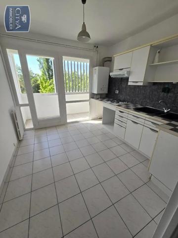 Appartement à louer 4 pièces 67.5m²