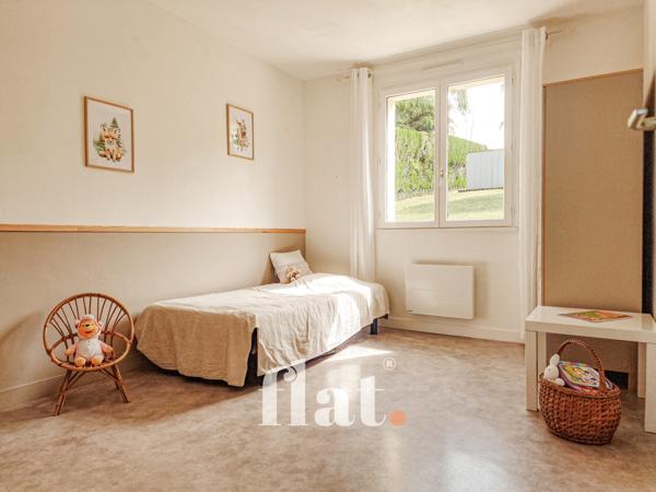 MAISON INDIVIDUELLE CHENE-PORTILLON / 110 m2 / 3 CHAMBRES / SOUS-SOL COMPLET