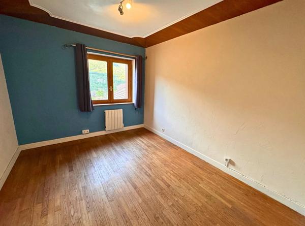 Maison familiale à vendre 7 pièces, 5 chambres, jardin, piscine et garage, MARIGNIER (74)