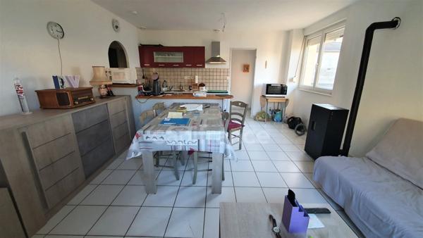 Dpt Haute-Saône (70), à vendre proche de LUXEUIL LES BAINS immeuble