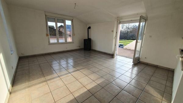Dpt Haute-Saône (70), à vendre proche de LUXEUIL LES BAINS immeuble
