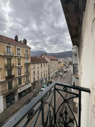 Appartement à louer à Grenoble (38000)