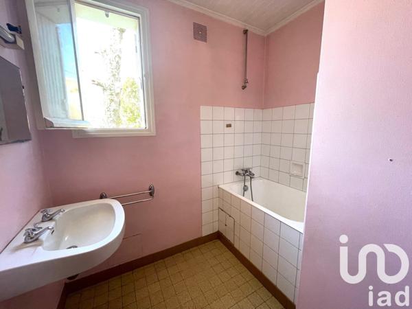 Maison traditionnelle 5 pièces de 96 m² à Landévant (56690)