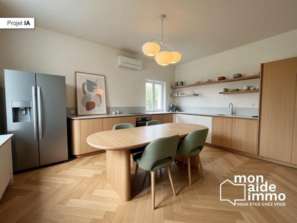 Grande maison en pierre à rénover + dépendance