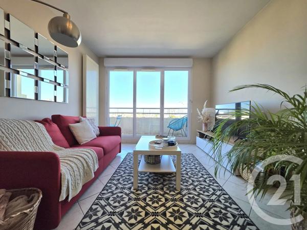 Appartement T2 à vendre  2 pièces - 49 m 2   VILLEURBANNE  - 69