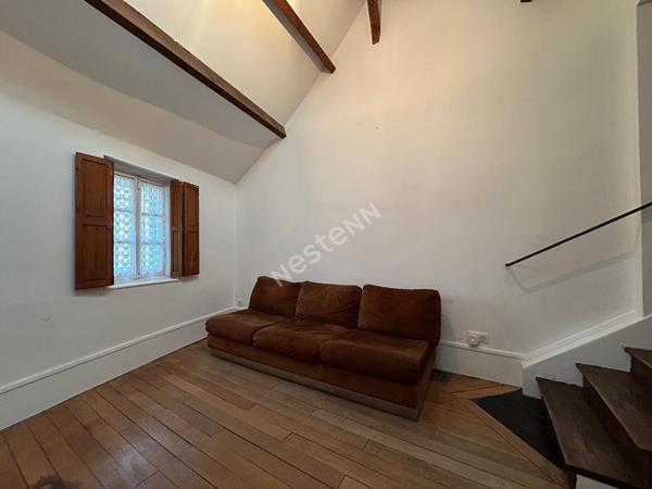 Maison de ville familiale de 8 pièces de 195m2 avec jardin et terrasse