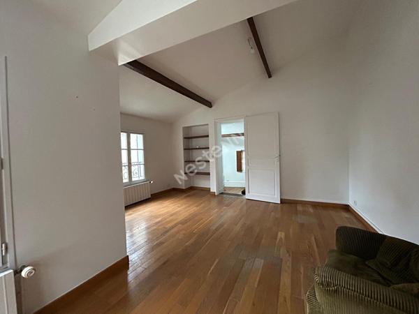 Maison de ville familiale de 8 pièces de 195m2 avec jardin et terrasse