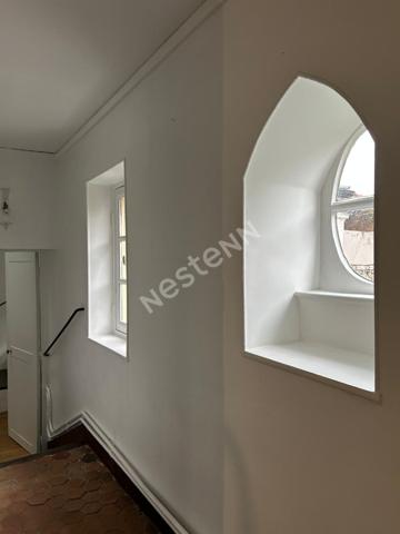 Maison de ville familiale de 8 pièces de 195m2 avec jardin et terrasse