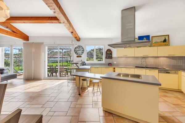 Draguignan (83300) DRAGUIGNAN secteur résidentiel Villa de PLAIN-PIED 140 m² Terrain plat 4278 m²