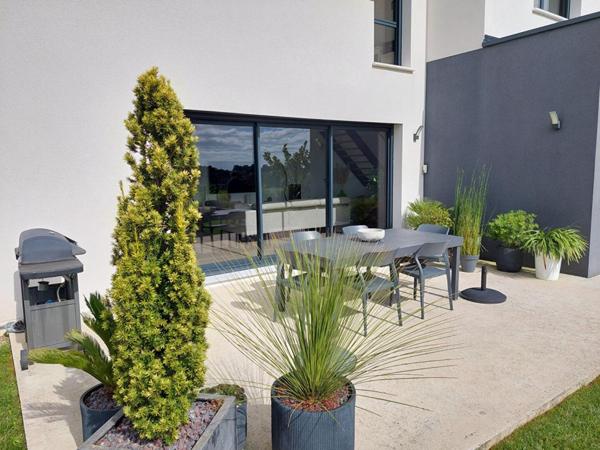 Maison  6 pièce(s) 193 m2