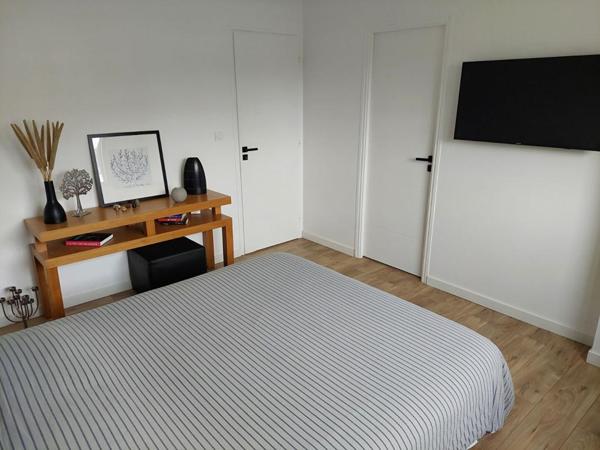 Maison  6 pièce(s) 193 m2