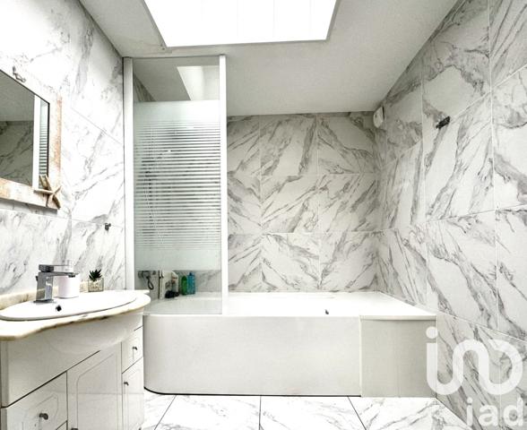 Maison 8 pièces de 182 m² à Noyal-Châtillon-sur-Seiche (35230)