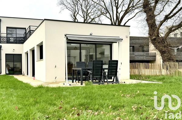 Maison 8 pièces de 182 m² à Noyal-Châtillon-sur-Seiche (35230)
