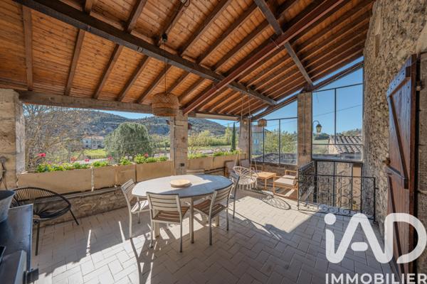 Maison à vendre 9 pièces 229,45 m² Lachapelle-sous-Aubenas