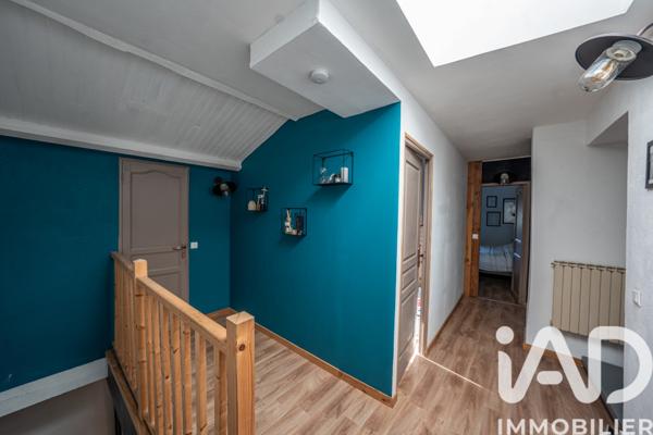 Maison à vendre 9 pièces 229,45 m² Lachapelle-sous-Aubenas