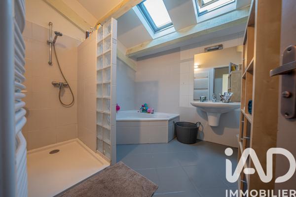 Maison à vendre 9 pièces 229,45 m² Lachapelle-sous-Aubenas