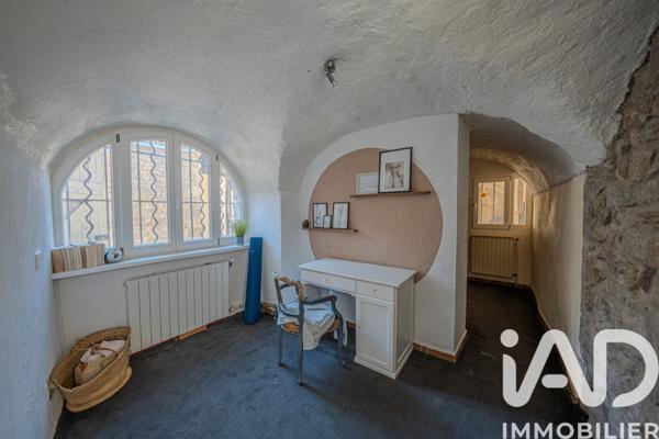 Maison à vendre 9 pièces 229,45 m² Lachapelle-sous-Aubenas